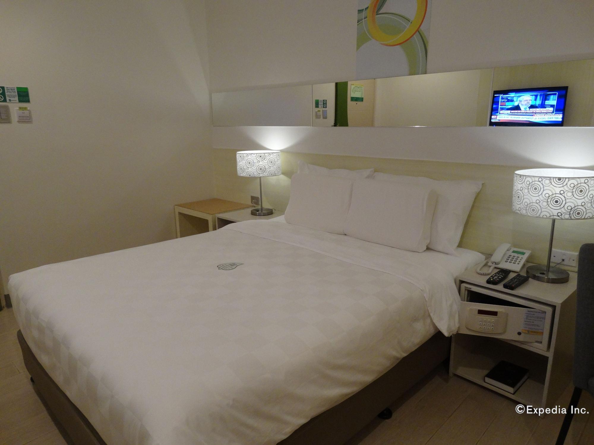 Go Hotels Lanang - Davao Zewnętrze zdjęcie