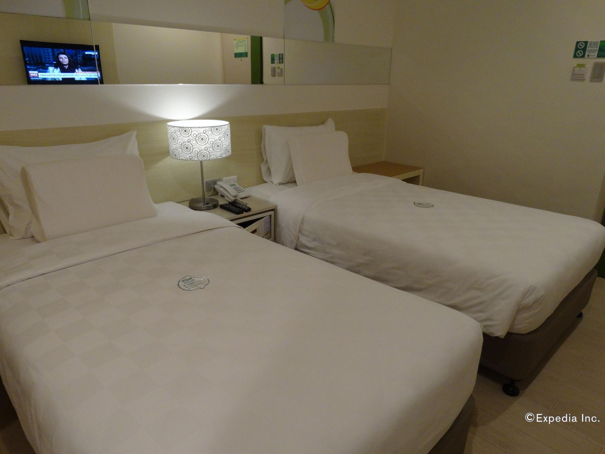 Go Hotels Lanang - Davao Zewnętrze zdjęcie