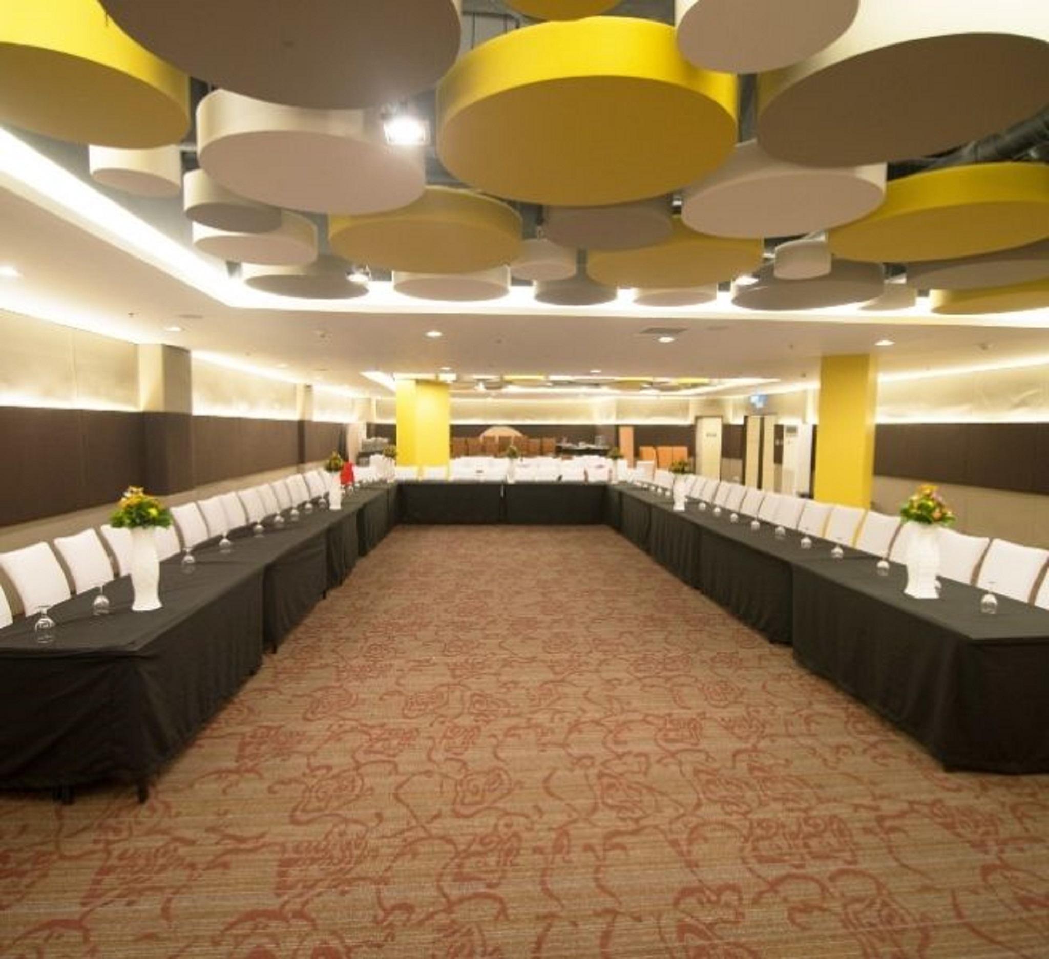 Go Hotels Lanang - Davao Zewnętrze zdjęcie