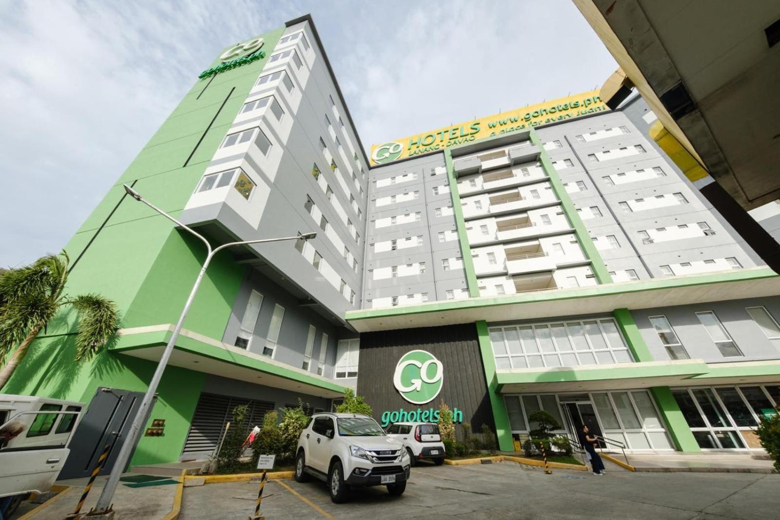 Go Hotels Lanang - Davao Zewnętrze zdjęcie