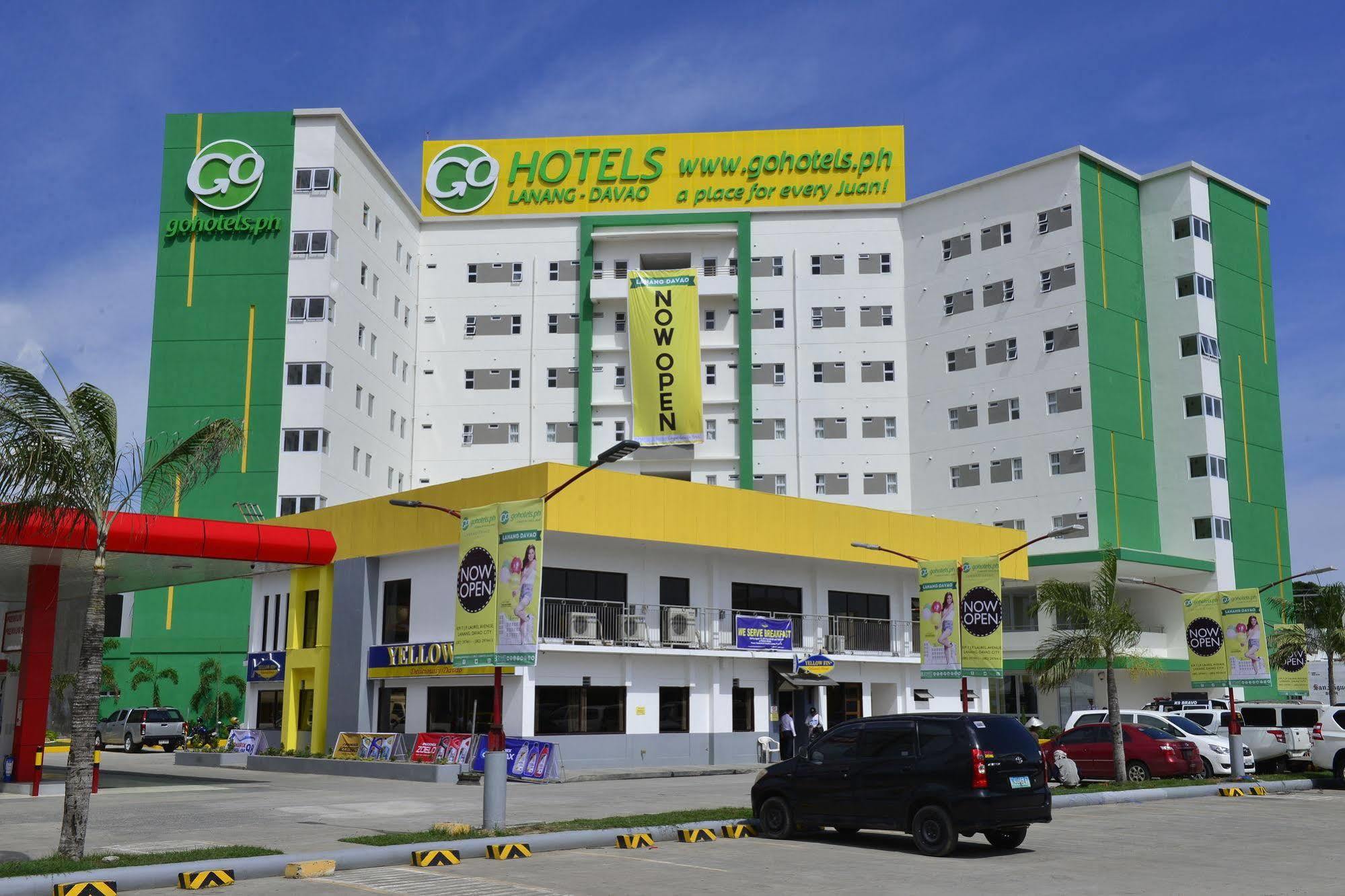 Go Hotels Lanang - Davao Zewnętrze zdjęcie